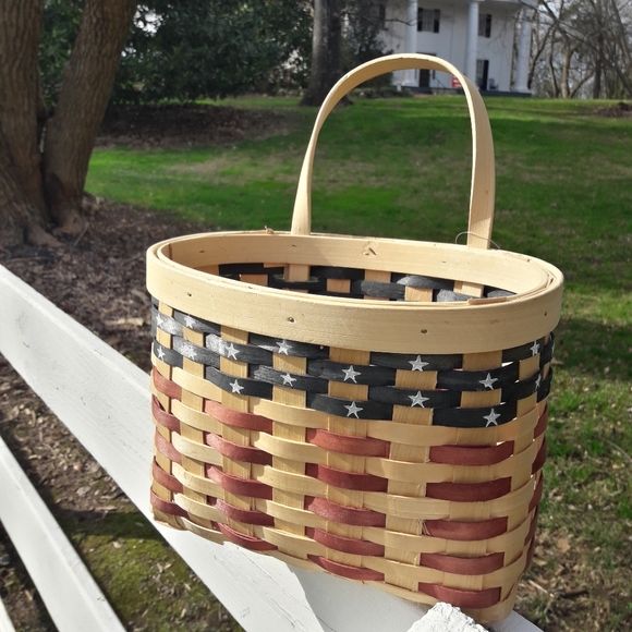 Wicker Basket Woven Farmhouse Decor Vintage Wall Hanging American Flag USA - Picture 2 of 12